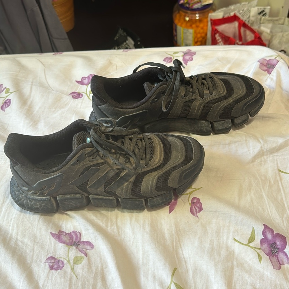 Climacool adidas shoes size 6